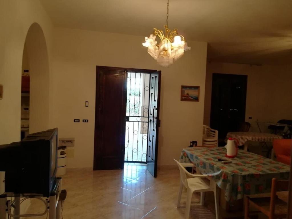 Villa Singola A 1300 Mt Dal Mare Mazara del Vallo Exterior photo